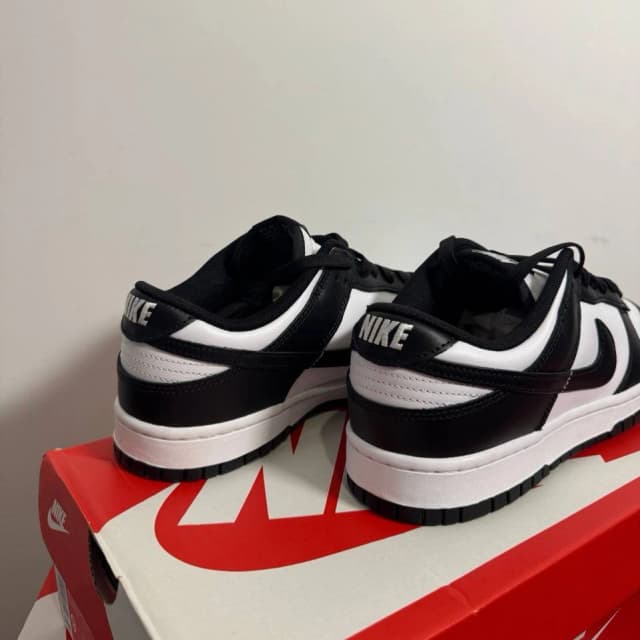 Nike Dunk Low Retro White Black “Panda” 24