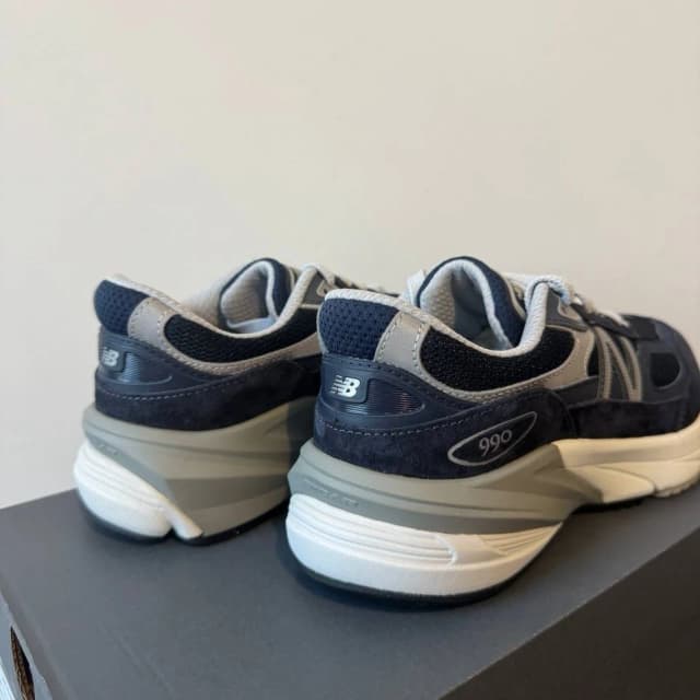 New Balance M990NV6 27